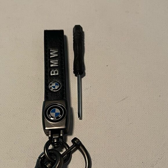 BMW Key Fob Keychain in Black Leather NWT - Picture 4 of 5